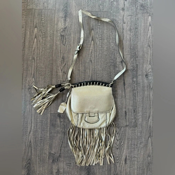 Laiwa Nouveau Gold Fringe Crossbody Bag - Picture 2 of 7
